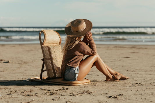 The Surfer's & Beach Lover's Guide to Natural Hair Care: Protecting Your Locks while living your coastal Life